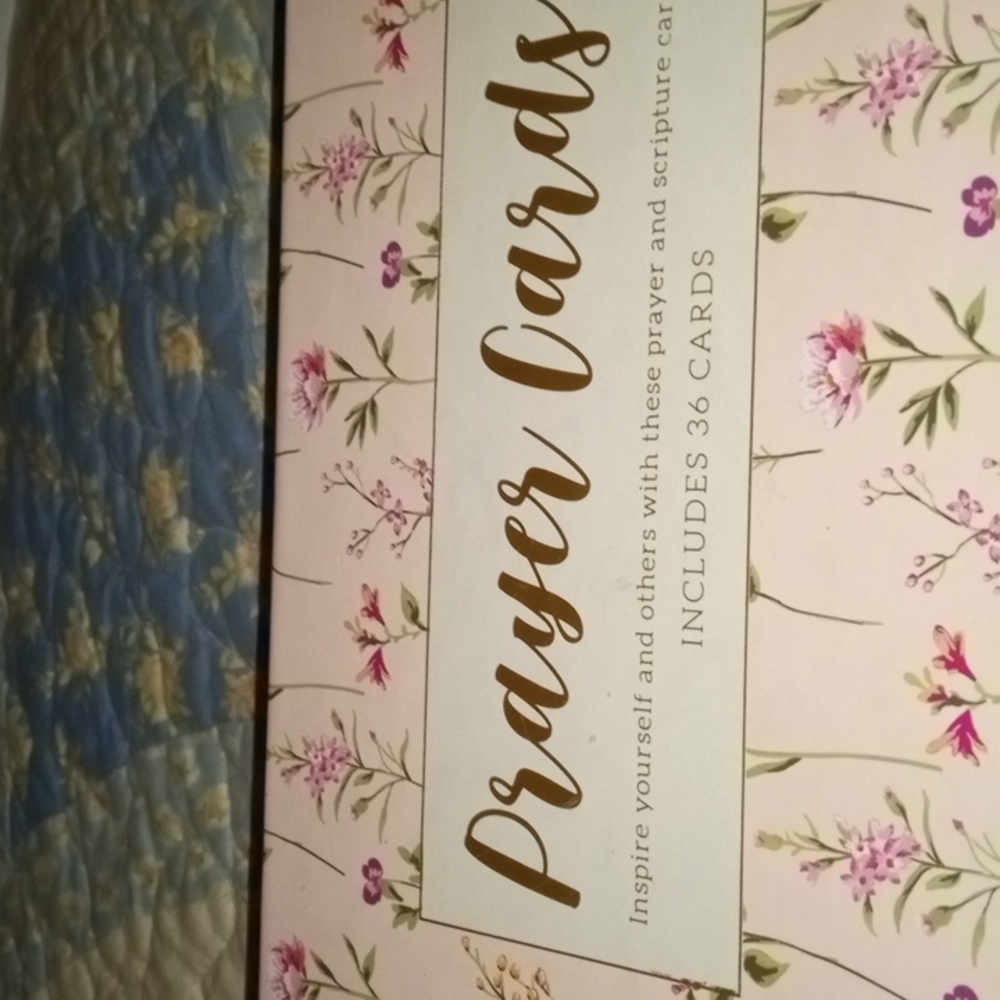Prayer Cards In Decorative box - Picture 2 of 7